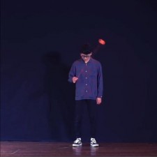 Shu 分享了一段 freestyle， 专为这首日语流行歌曲编拍的，希望大家喜欢！